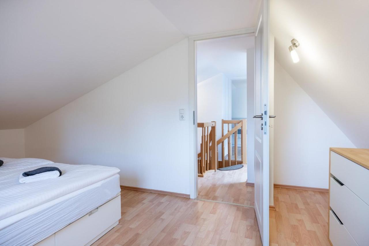 Die Küstenjungs - 3 strandnahe Ferienhäuser OFC 22 Diedrichshagen  Exterior foto
